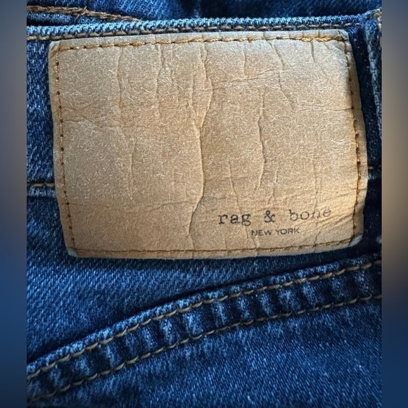 NEW w/o Tags Rag & Bone Wren High-Rise Slim Straight Jean Raw Hem Size 26 - Picture 13 of 16